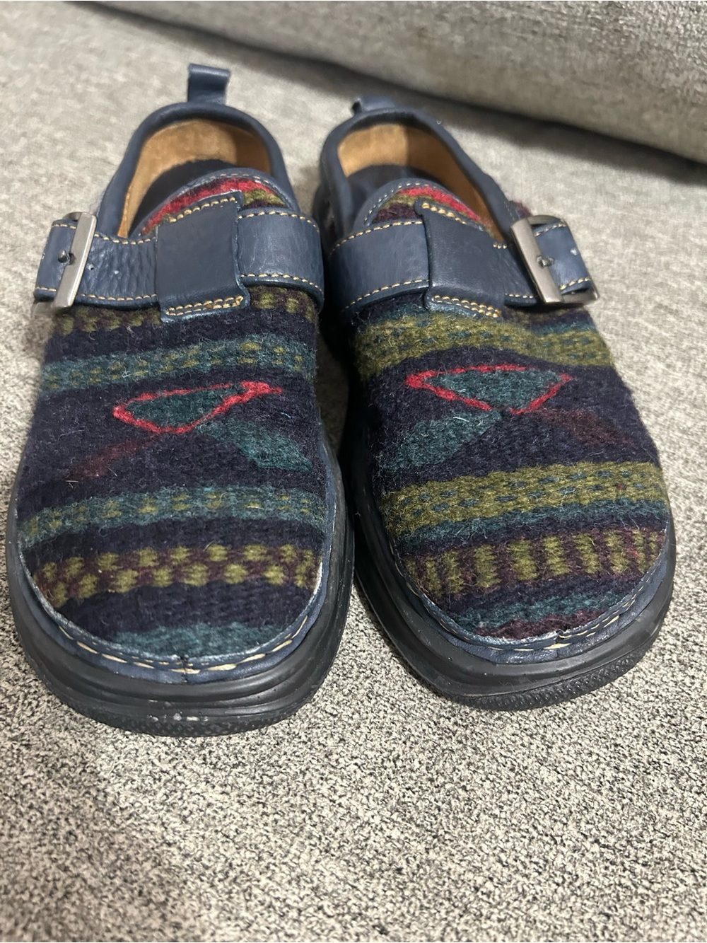Born Leather Aztec Blanket Clogs Womens Size 6 - Picture 3 of 9